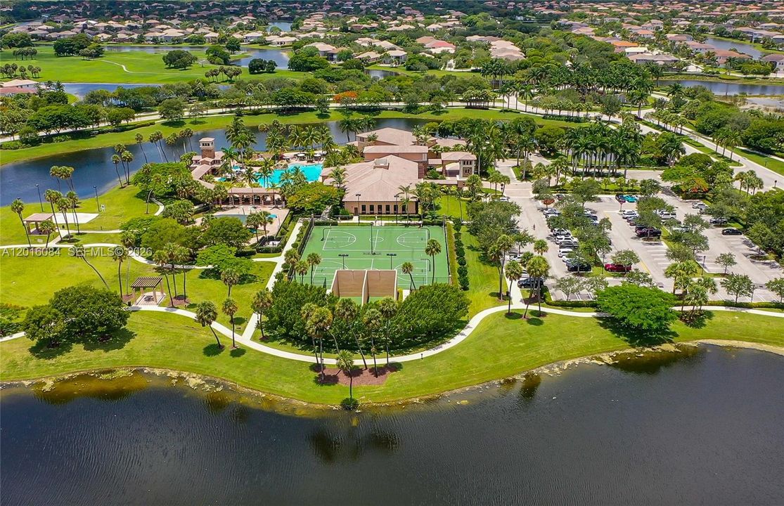 For Rent: $8,750 (5 beds, 4 baths, 3762 Square Feet)