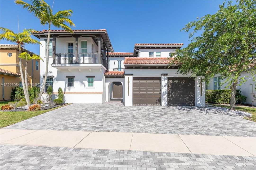For Rent: $8,750 (5 beds, 4 baths, 3762 Square Feet)