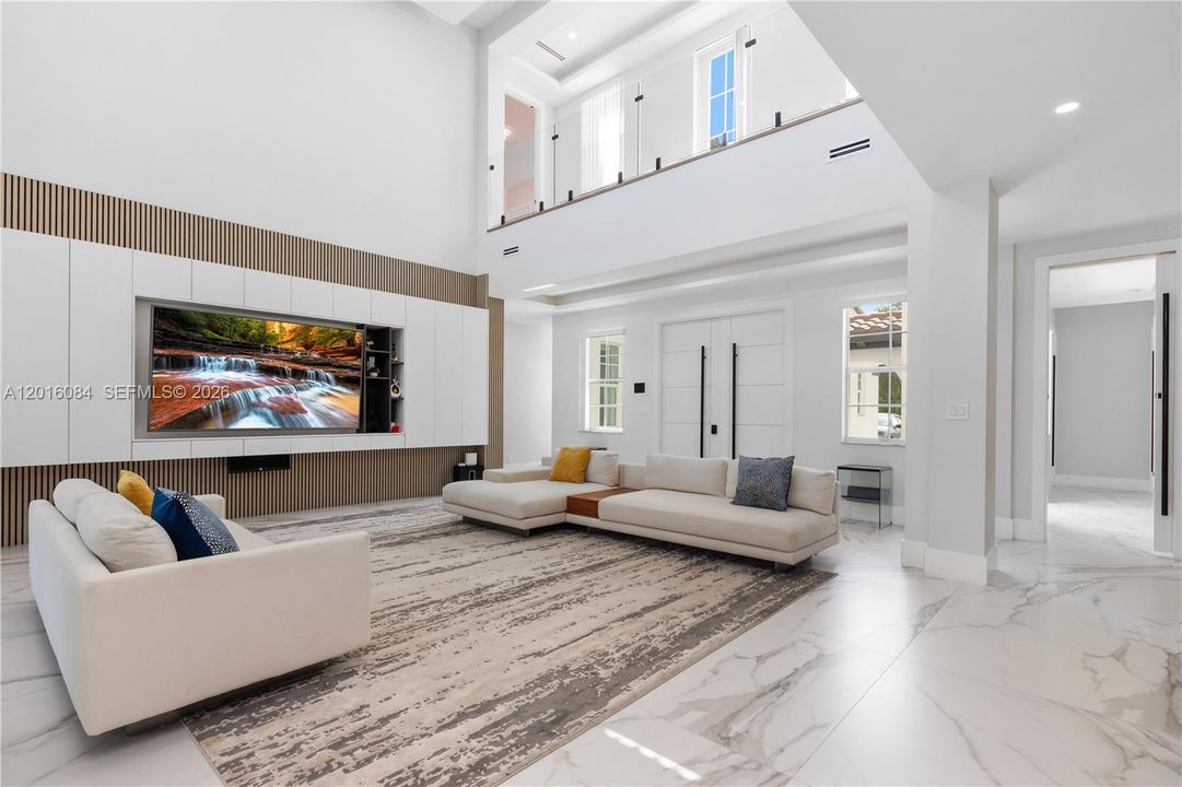 For Rent: $8,750 (5 beds, 4 baths, 3762 Square Feet)