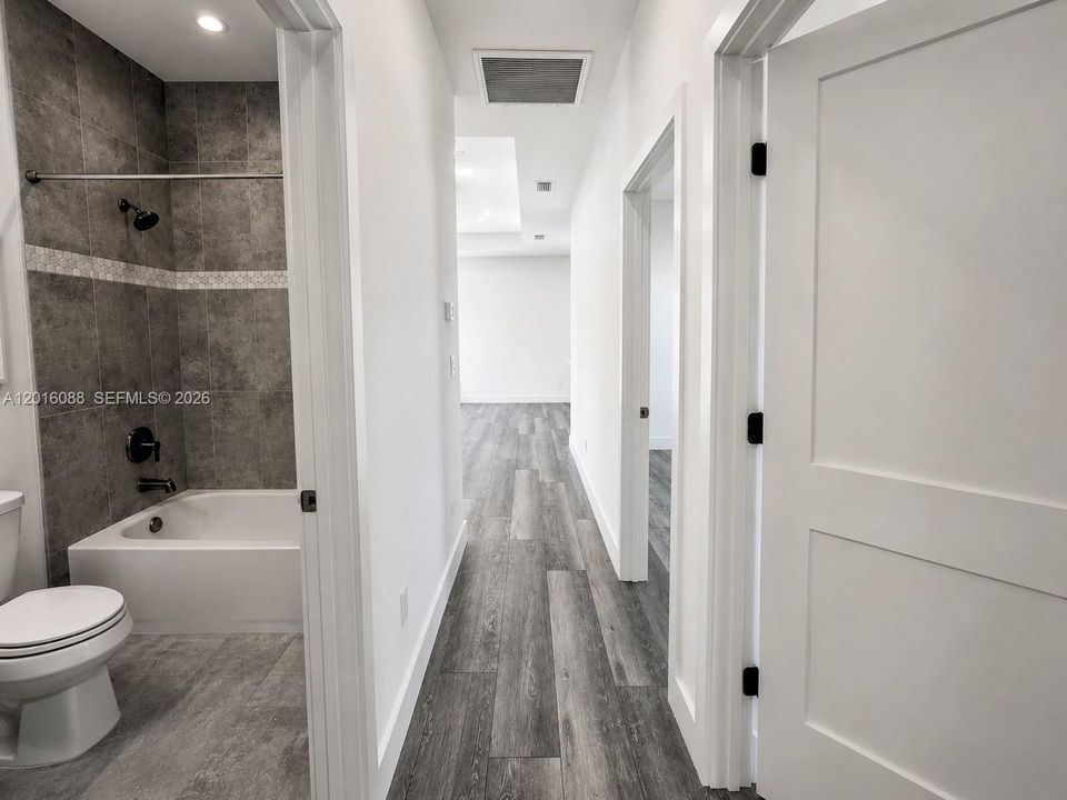 En Venta: $269,000 (3 camas, 2 baños, 1104 Pies cuadrados)