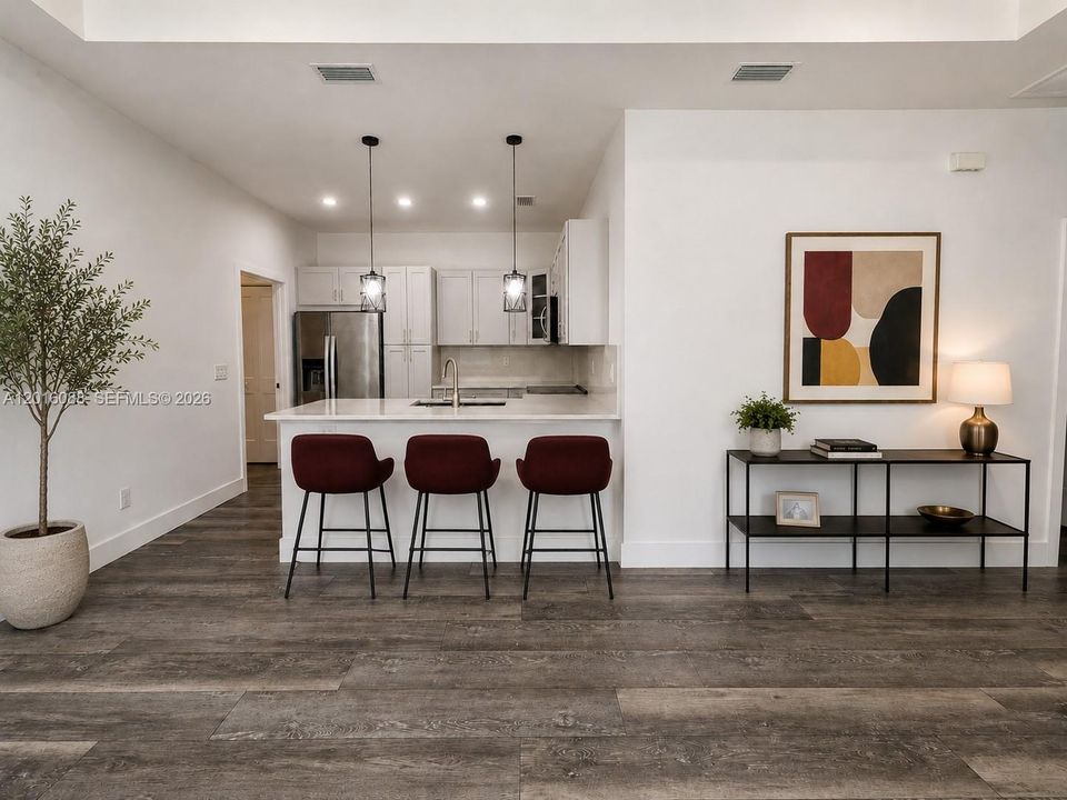 En Venta: $269,000 (3 camas, 2 baños, 1104 Pies cuadrados)