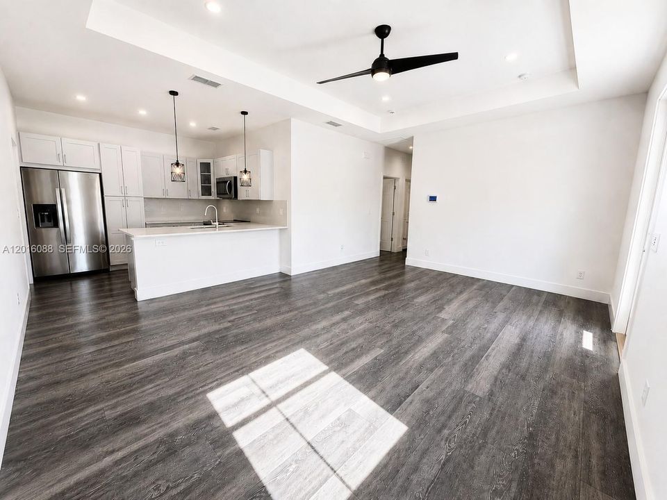 En Venta: $269,000 (3 camas, 2 baños, 1104 Pies cuadrados)