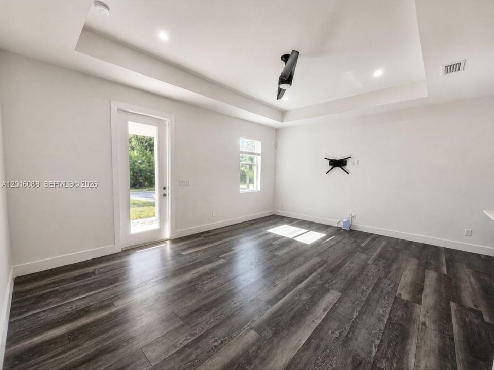 En Venta: $269,000 (3 camas, 2 baños, 1104 Pies cuadrados)