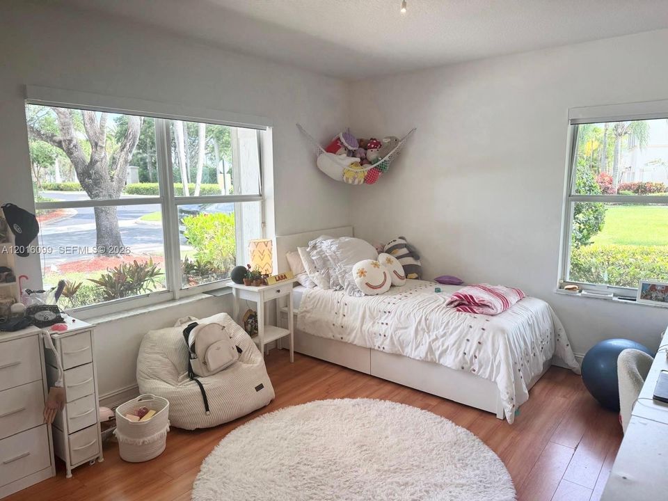 Active With Contract: $765,000 (3 beds, 2 baths, 1524 Square Feet)