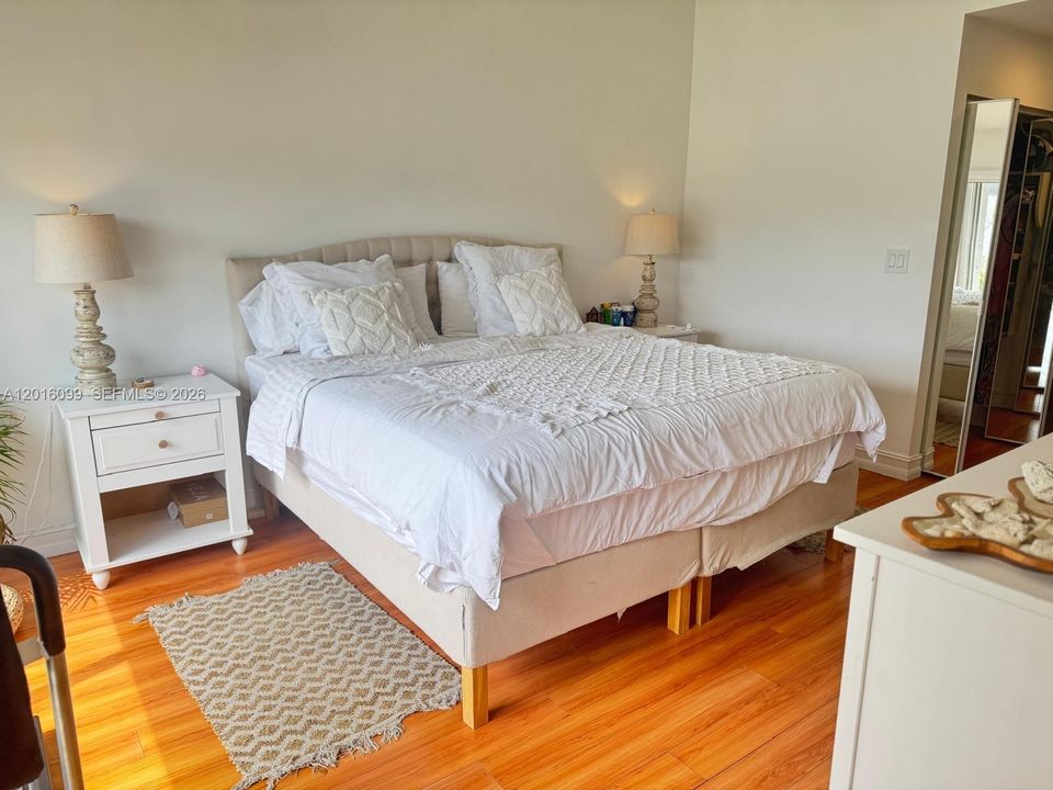 Active With Contract: $765,000 (3 beds, 2 baths, 1524 Square Feet)