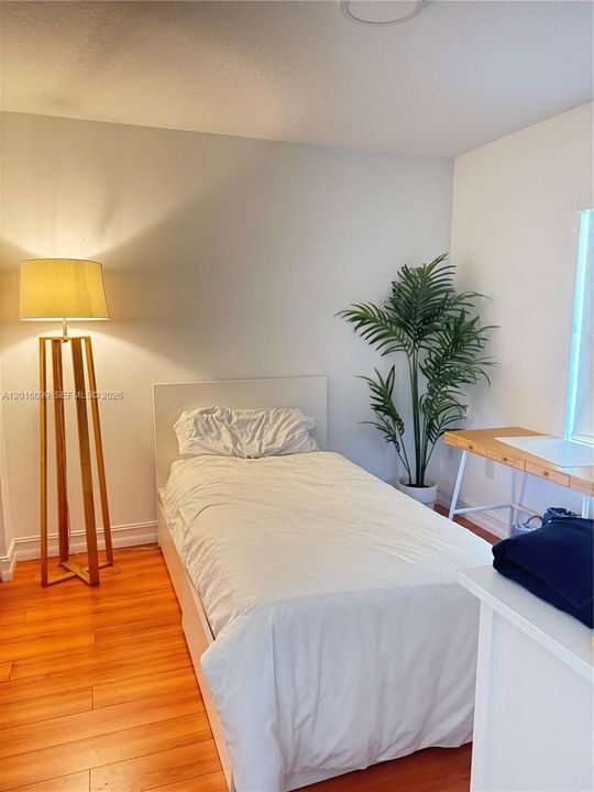 Active With Contract: $765,000 (3 beds, 2 baths, 1524 Square Feet)