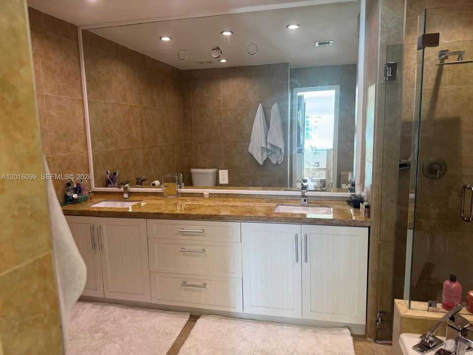 Active With Contract: $765,000 (3 beds, 2 baths, 1524 Square Feet)