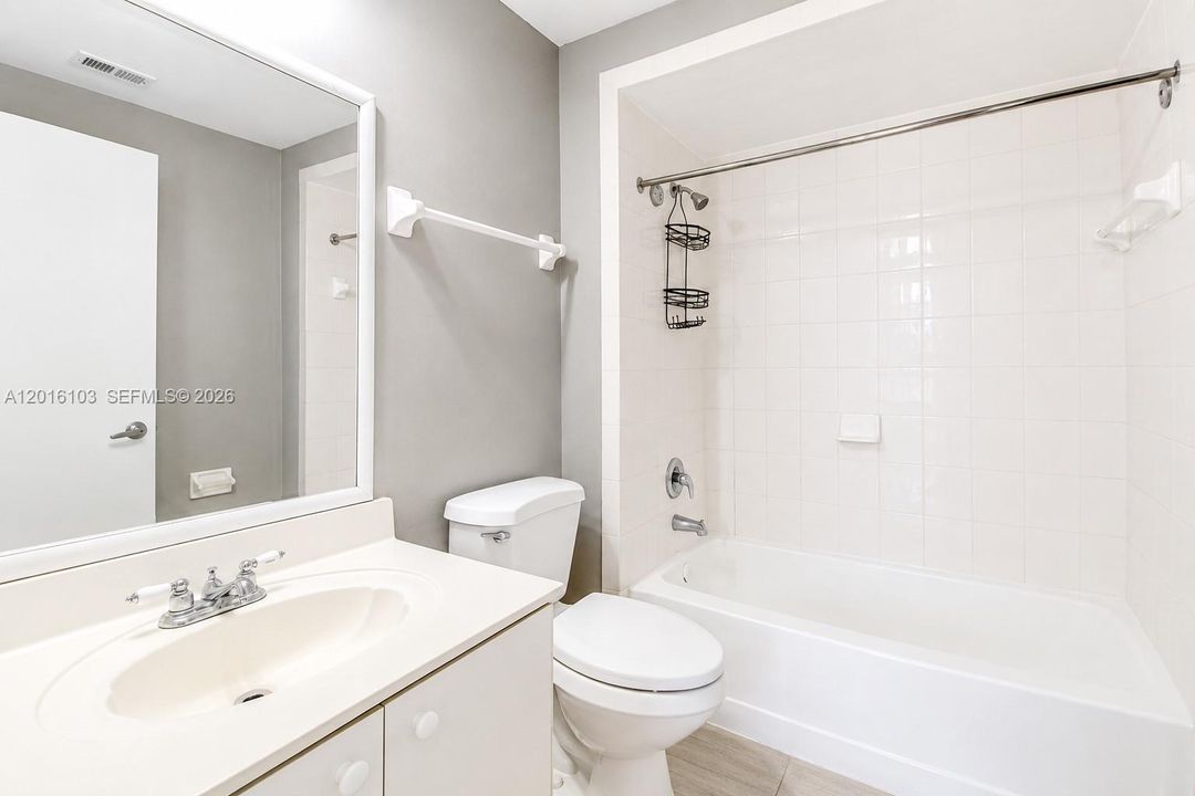 2nd bathroom