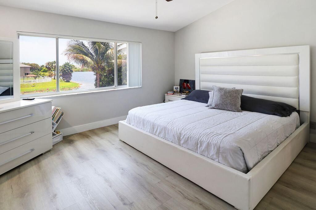 5808 master bedroom