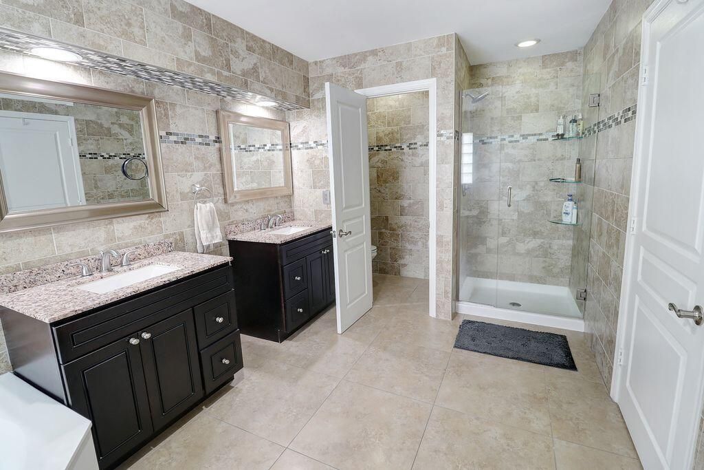 5808 master bath # 2