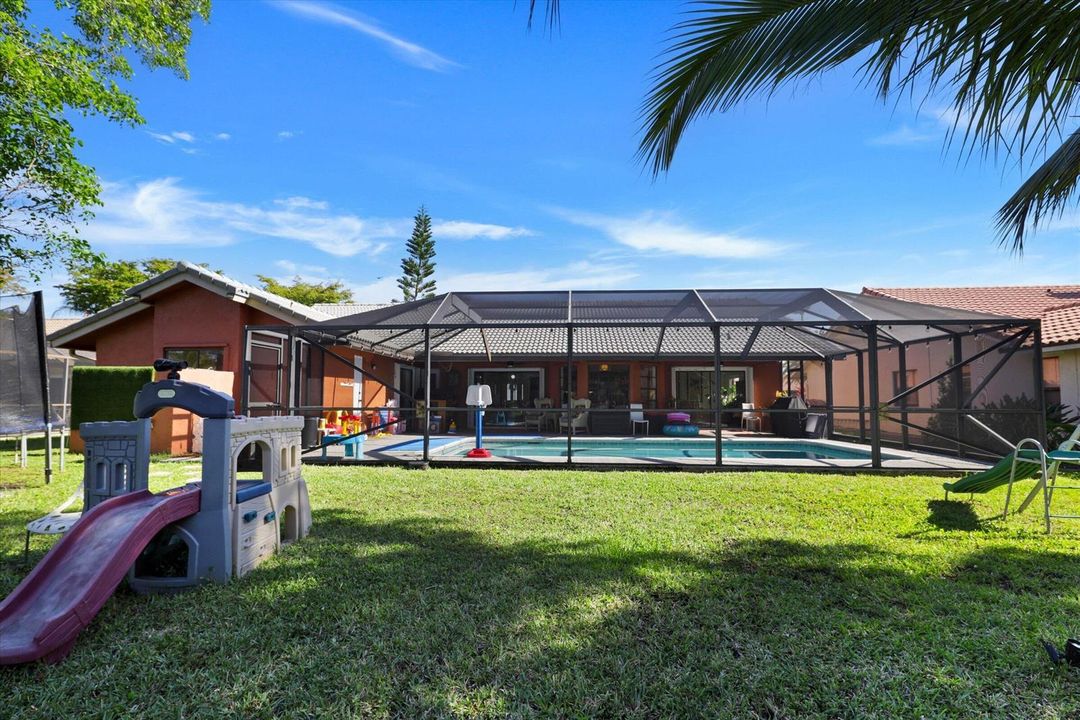46-10966 NW 14th St-46