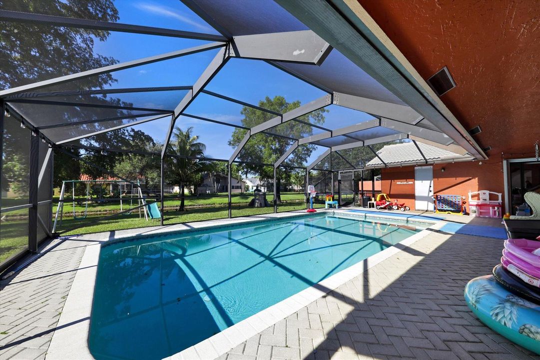 36-10966 NW 14th St-36
