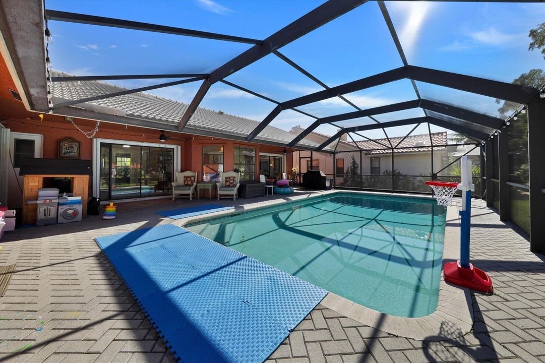 39-10966 NW 14th St-39