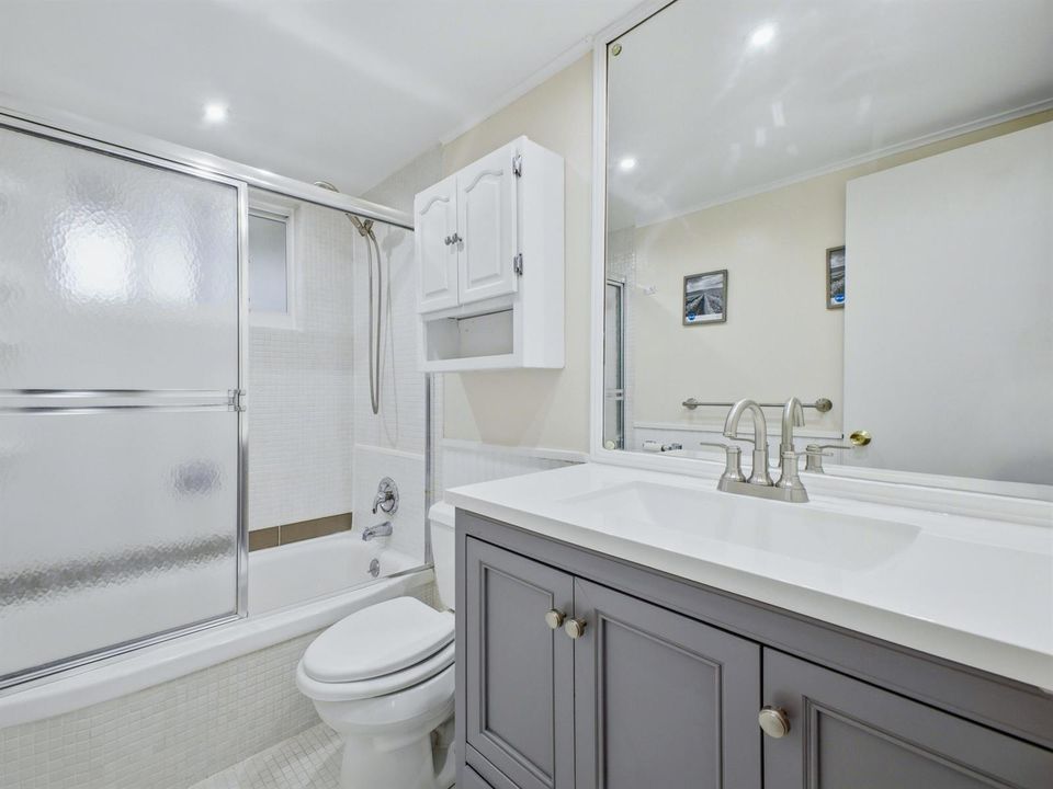 Full Bath