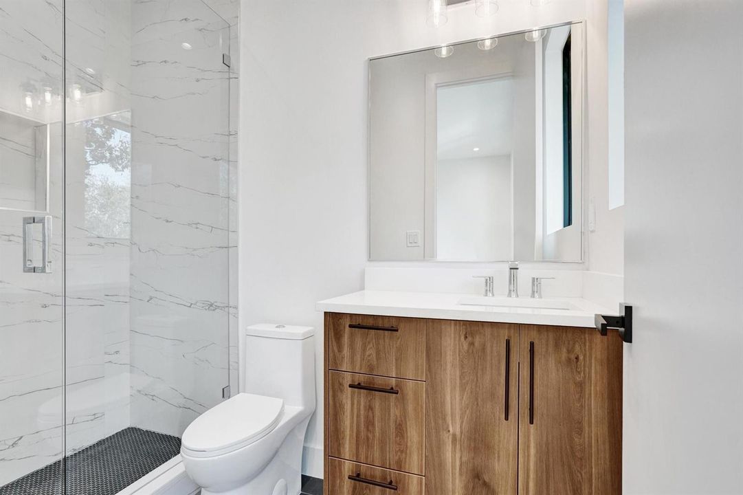 Second Bedroom Bathroom & Walk In Shower