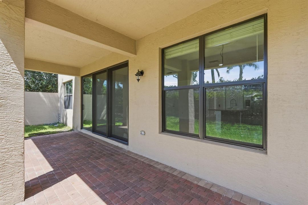 46-web-or-mls-14703_Alabaster_Avenue_049