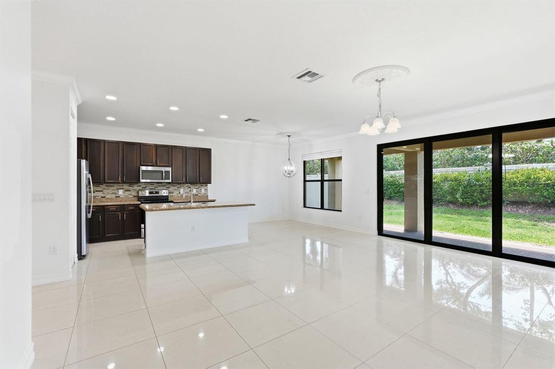 26-web-or-mls-14703_Alabaster_Avenue_034