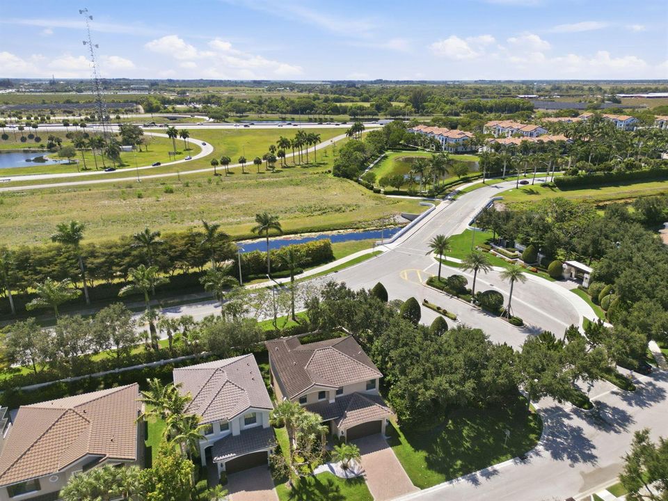 71-web-or-mls-14703_Alabaster_Avenue_Dro