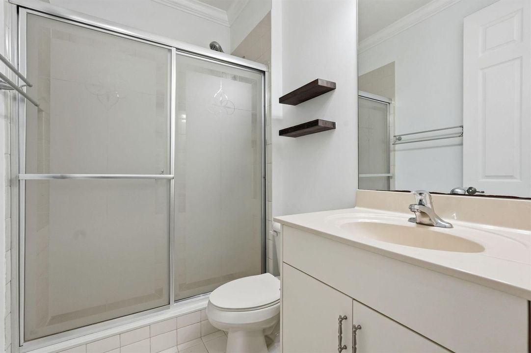22-web-or-mls-14703_Alabaster_Avenue_022