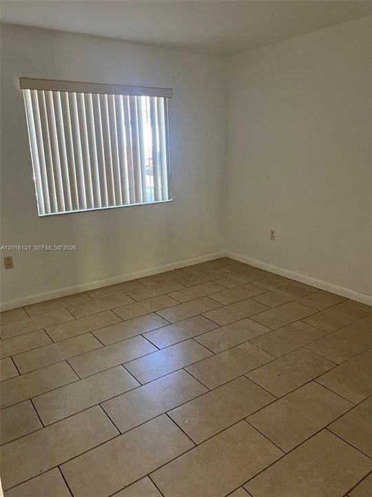 Activo con contrato: $285,000 (2 camas, 2 baños, 990 Pies cuadrados)