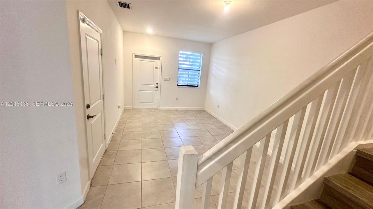 Active With Contract: $2,800 (4 beds, 2 baths, 1827 Square Feet)