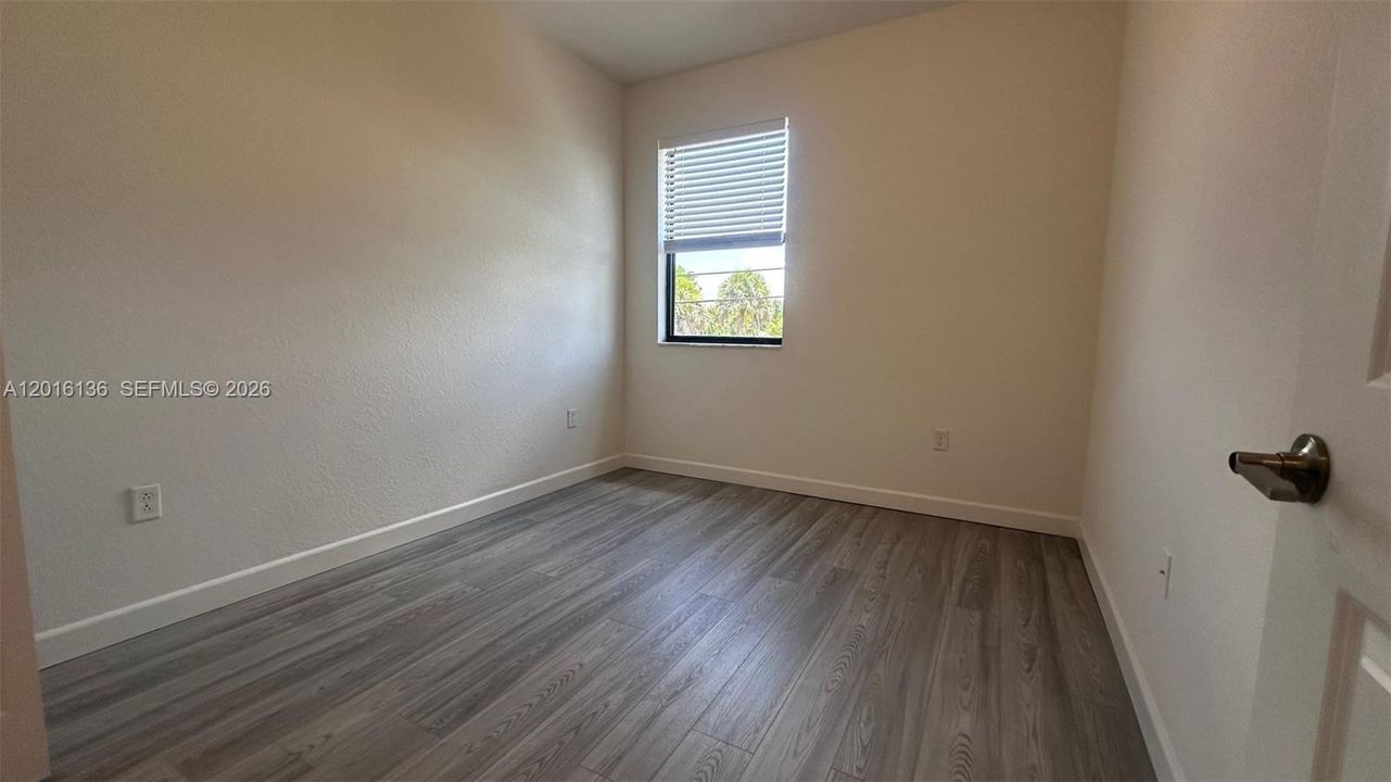 Active With Contract: $2,800 (4 beds, 2 baths, 1827 Square Feet)