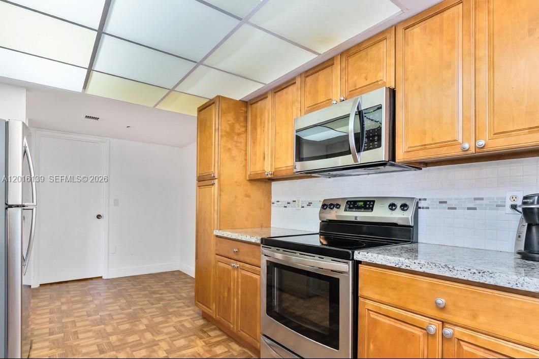 For Rent: $2,500 (2 beds, 2 baths, 1272 Square Feet)