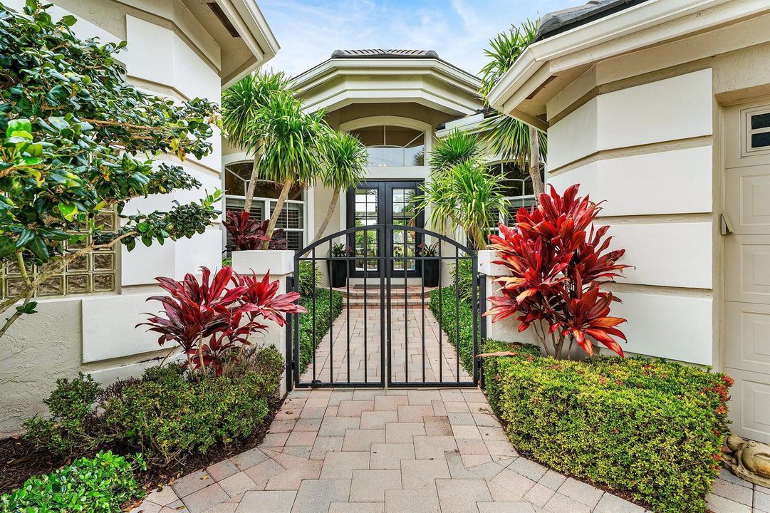 006-21SomersetDrive-PalmBeachGardens-FL-