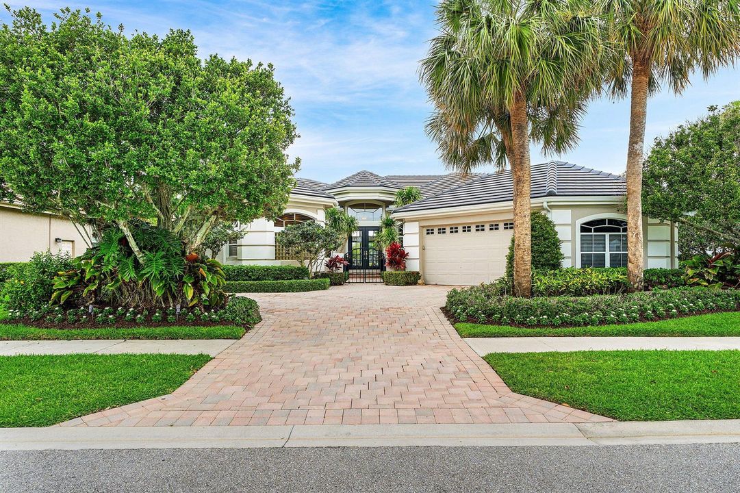 001-21SomersetDrive-PalmBeachGardens-FL-