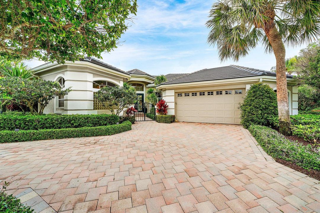 004-21SomersetDrive-PalmBeachGardens-FL-