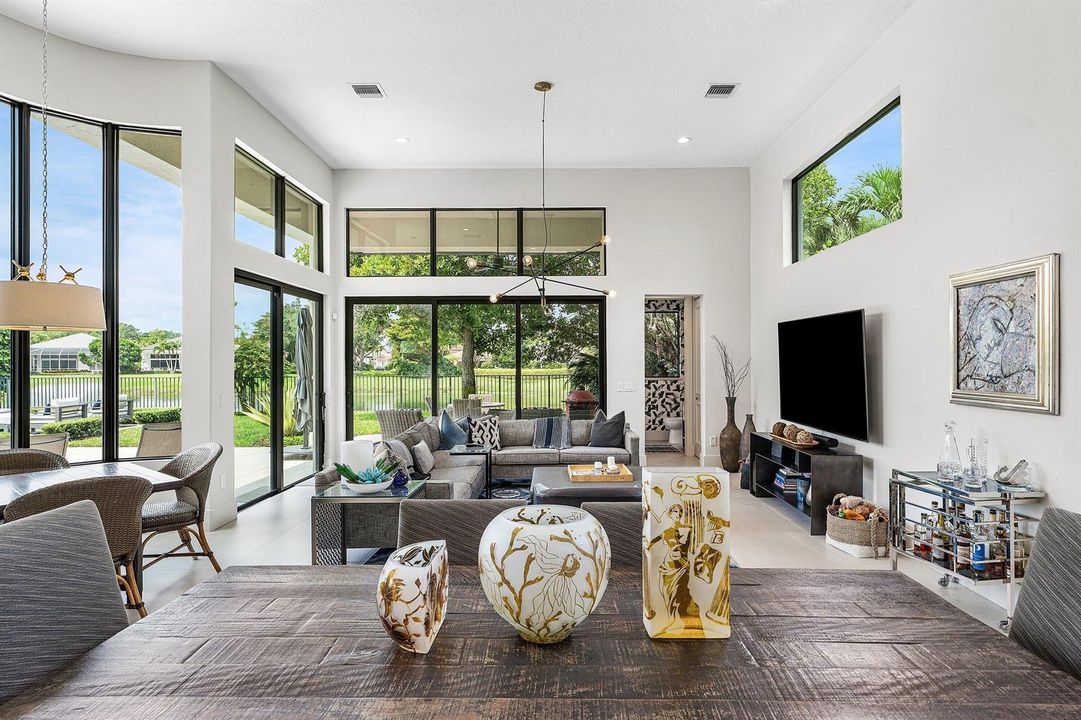 021-21SomersetDrive-PalmBeachGardens-FL-