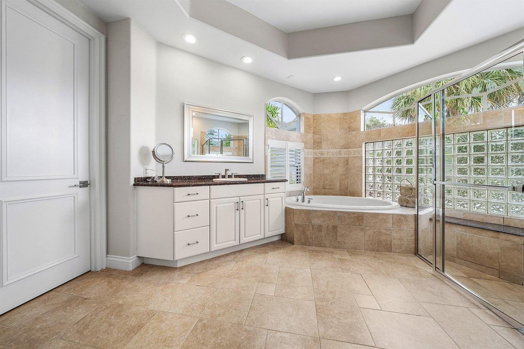 034-21SomersetDrive-PalmBeachGardens-FL-