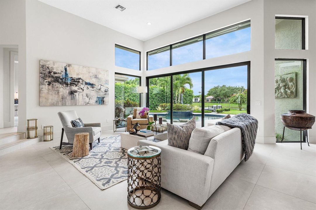 010-21SomersetDrive-PalmBeachGardens-FL-