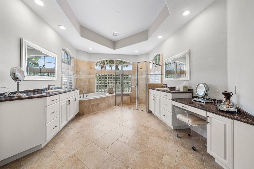 033-21SomersetDrive-PalmBeachGardens-FL-