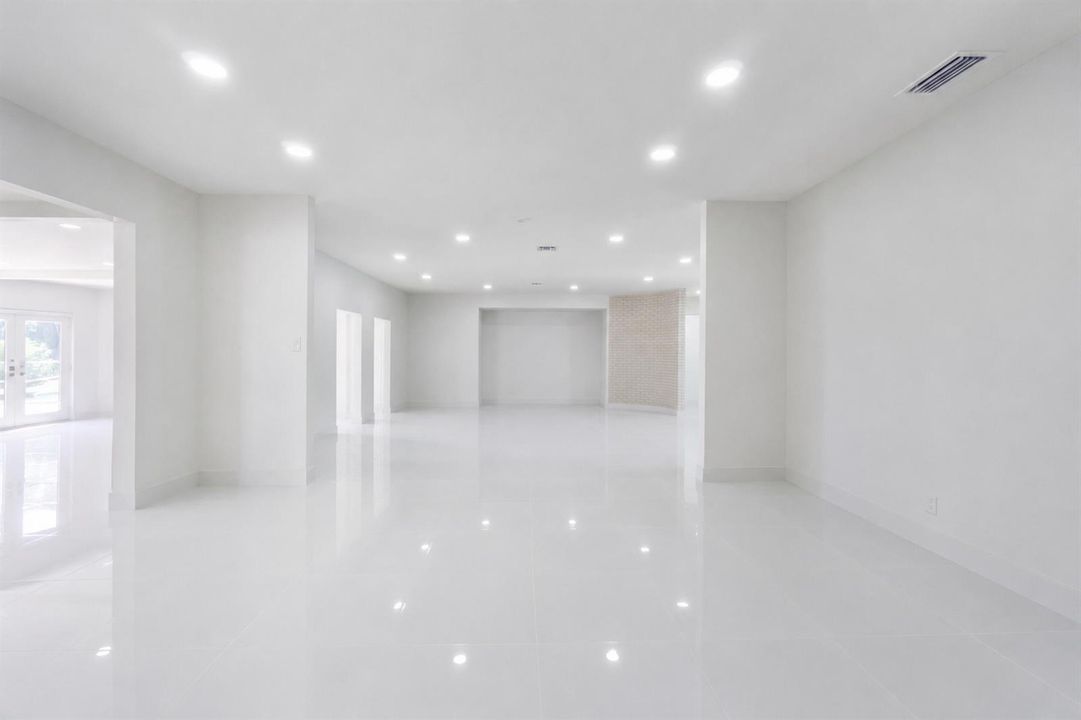 7600 NW 82nd Terrace_27