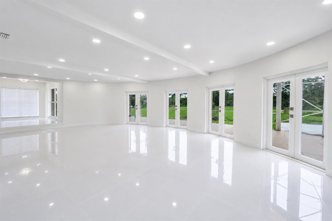7600 NW 82nd Terrace_14