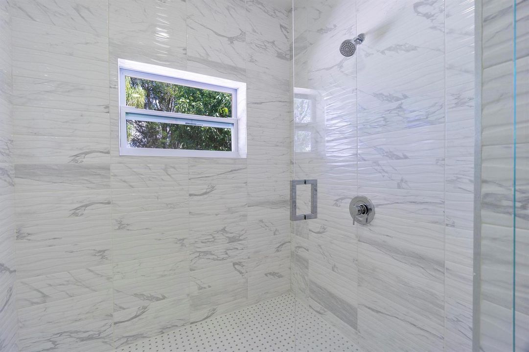 7600 NW 82nd Terrace_26