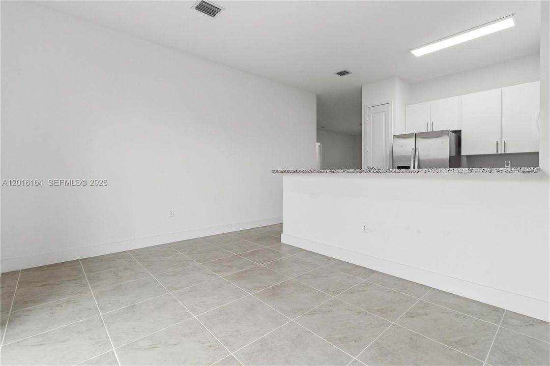 Active With Contract: $4,100 (4 beds, 2 baths, 1606 Square Feet)