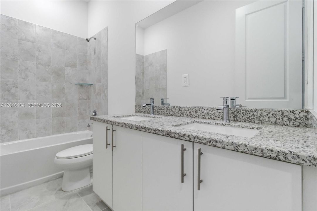 Active With Contract: $4,100 (4 beds, 2 baths, 1606 Square Feet)
