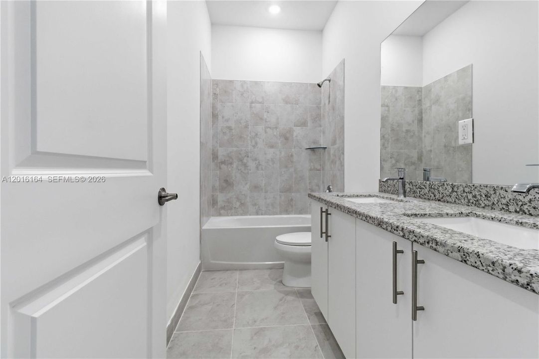 Active With Contract: $4,100 (4 beds, 2 baths, 1606 Square Feet)