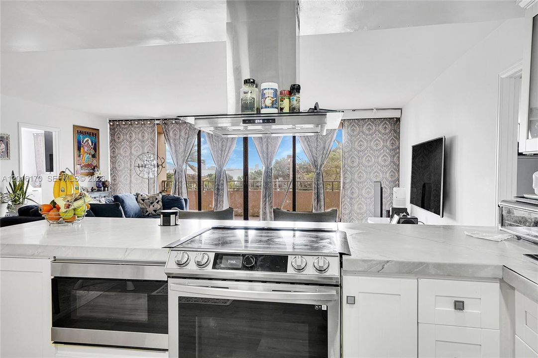 En Venta: $349,000 (2 camas, 2 baños, 1811 Pies cuadrados)