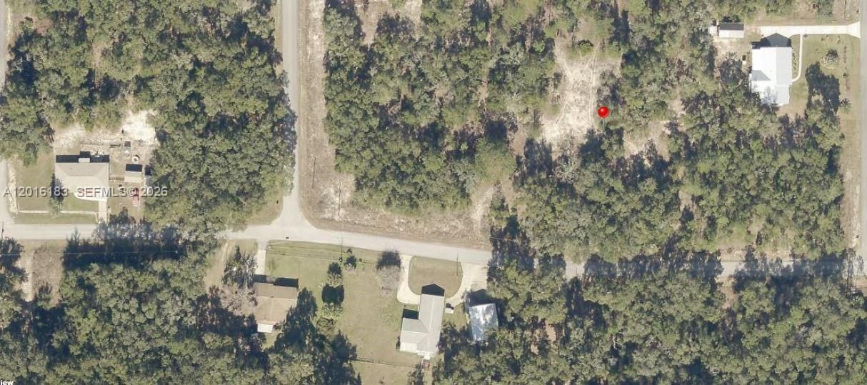 На продажу: $65,000 (1.24 acres)
