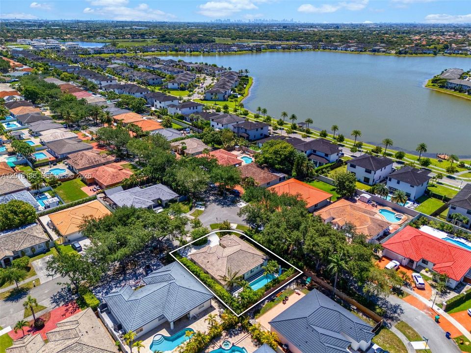 На продажу: $830,000 (3 спален, 2 ванн, 1673 Квадратных фут)
