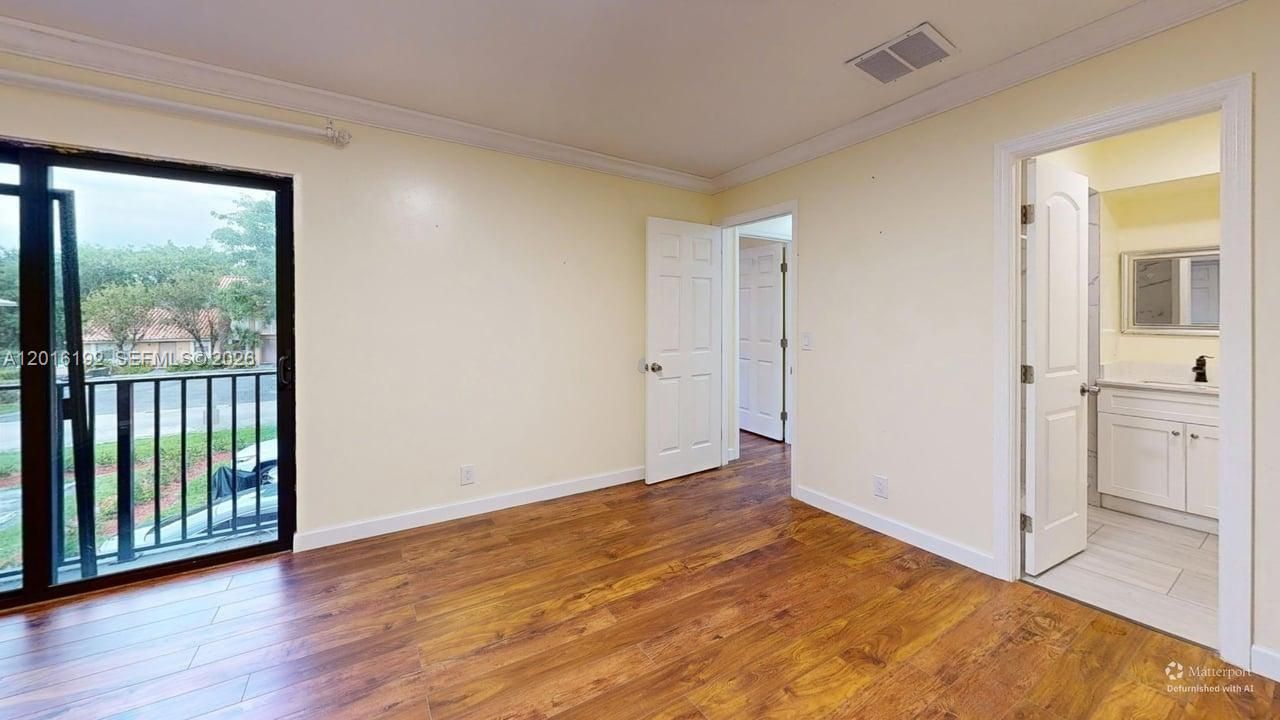 En Venta: $299,000 (3 camas, 2 baños, 0 Pies cuadrados)
