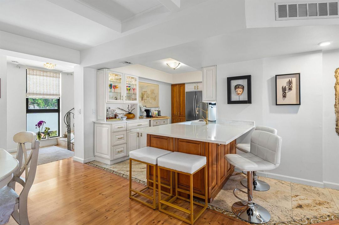 Kitchen seating