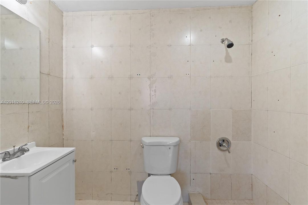 Recently Sold: $274,999 (2 beds, 2 baths, 755 Square Feet)