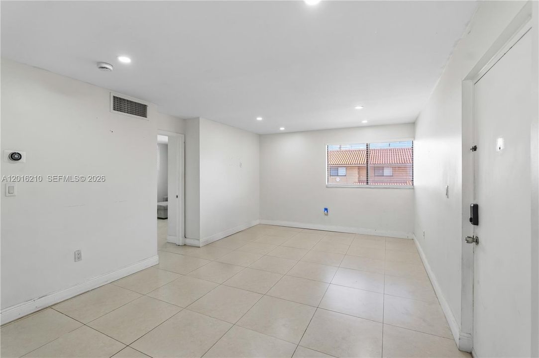 Recently Sold: $274,999 (2 beds, 2 baths, 755 Square Feet)