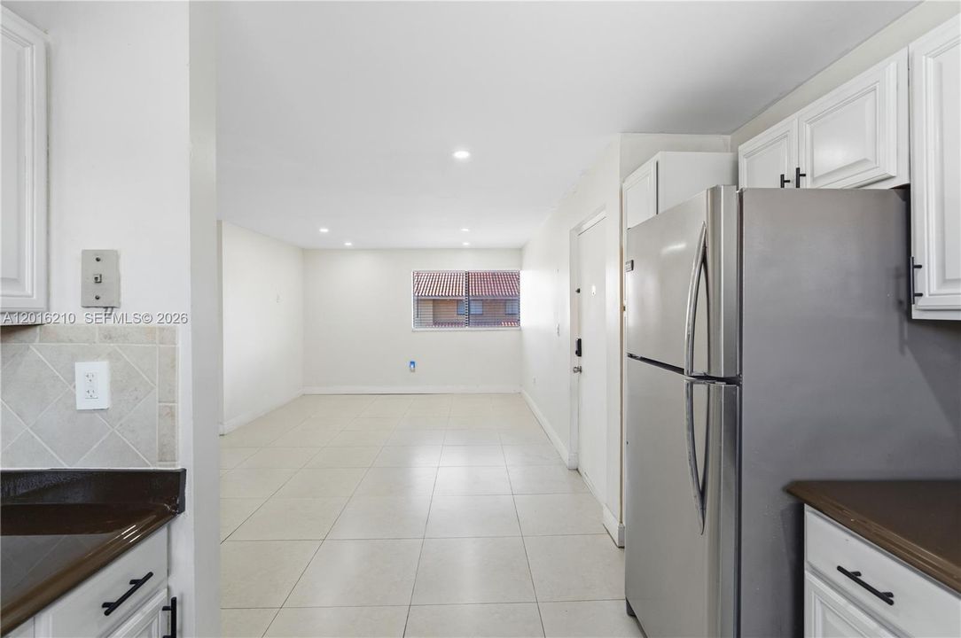 Recently Sold: $274,999 (2 beds, 2 baths, 755 Square Feet)