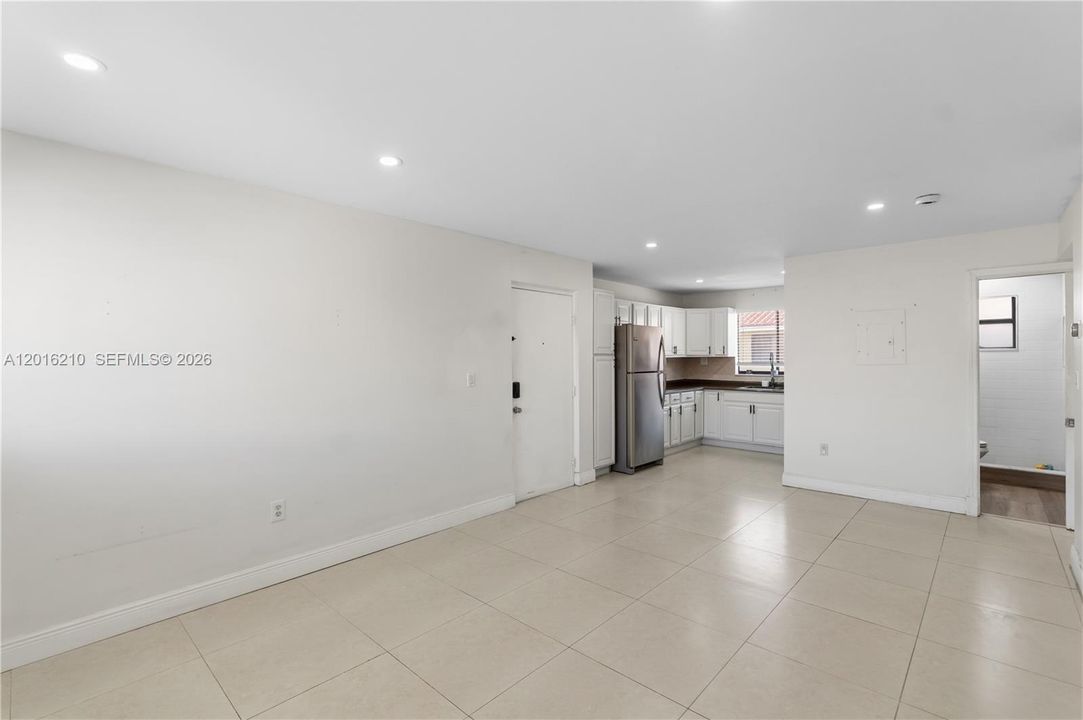 Recently Sold: $274,999 (2 beds, 2 baths, 755 Square Feet)