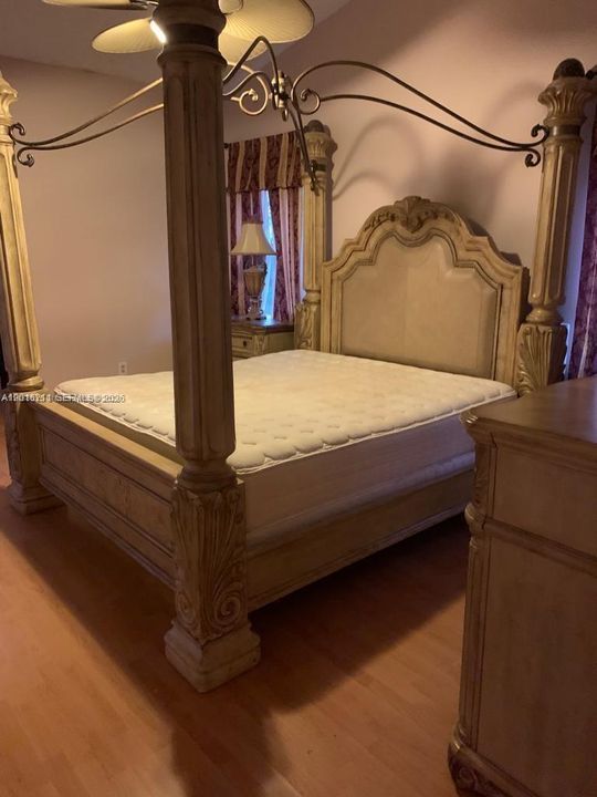 В аренду: $3,700 (3 спален, 2 ванн, 1914 Квадратных фут)